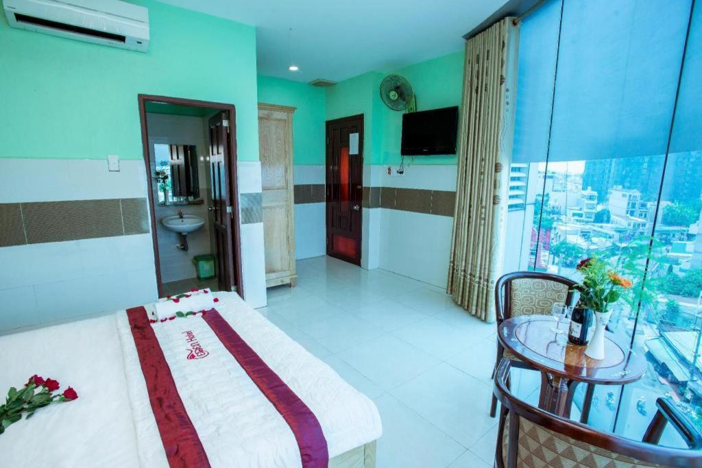 Eden Hotel Sai Gon Хошимин Екстериор снимка