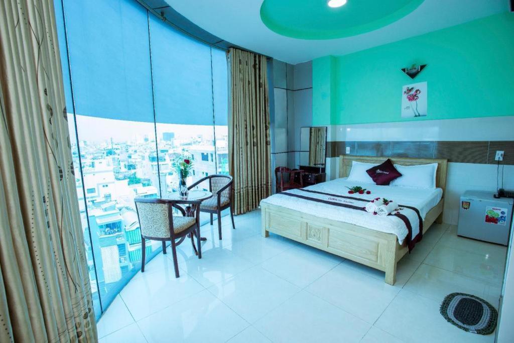 Eden Hotel Sai Gon Хошимин Екстериор снимка