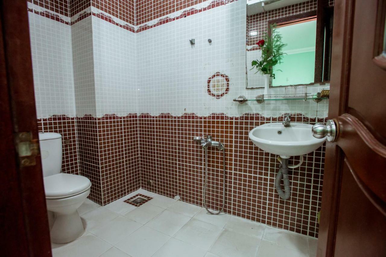 Eden Hotel Sai Gon Хошимин Екстериор снимка